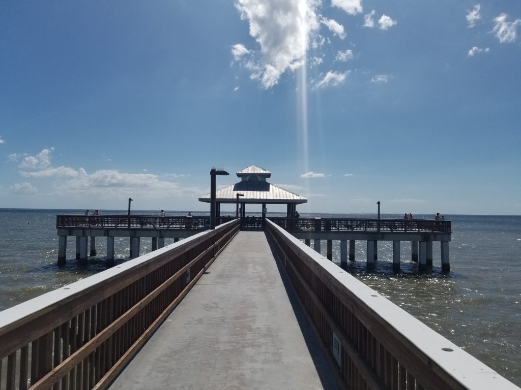 Blick am Anfang des Fishing Piers in Cape Coral