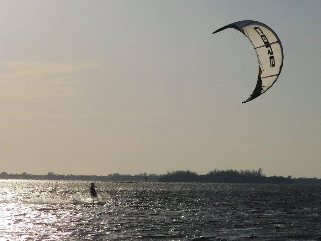 Windsurfer vor Cape Coral Beach