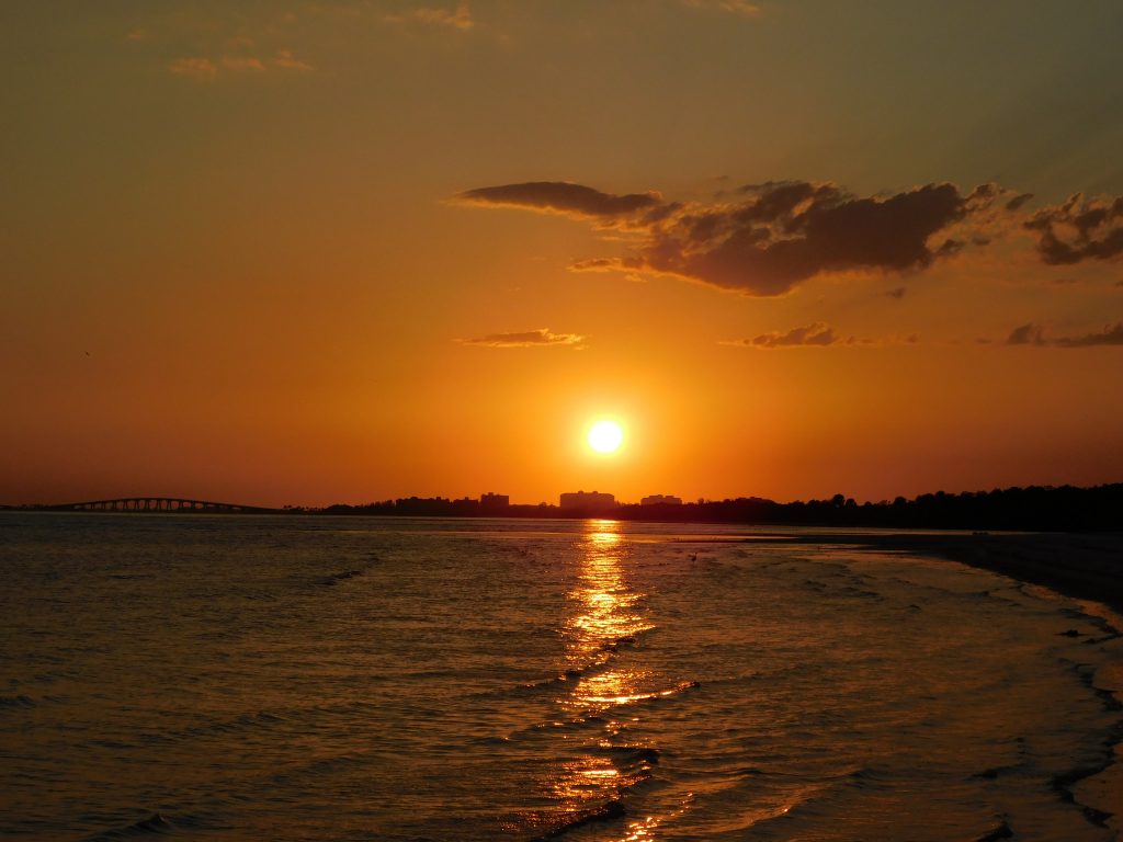 Skyline vom Cape Coral Beach