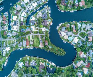 Kanal von Cape Coral Venedig Floridas